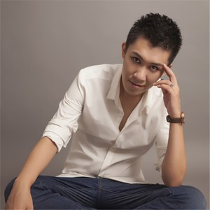 久久亚洲AV无码精品偷窥
